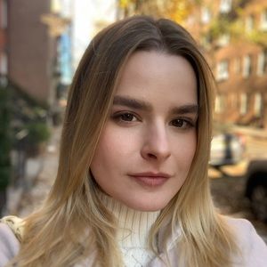 Meet your Posher, Claire